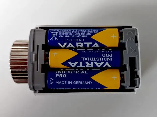 FRITZ!Smart Thermo 302 3x Varta Long Life R6 Batterien